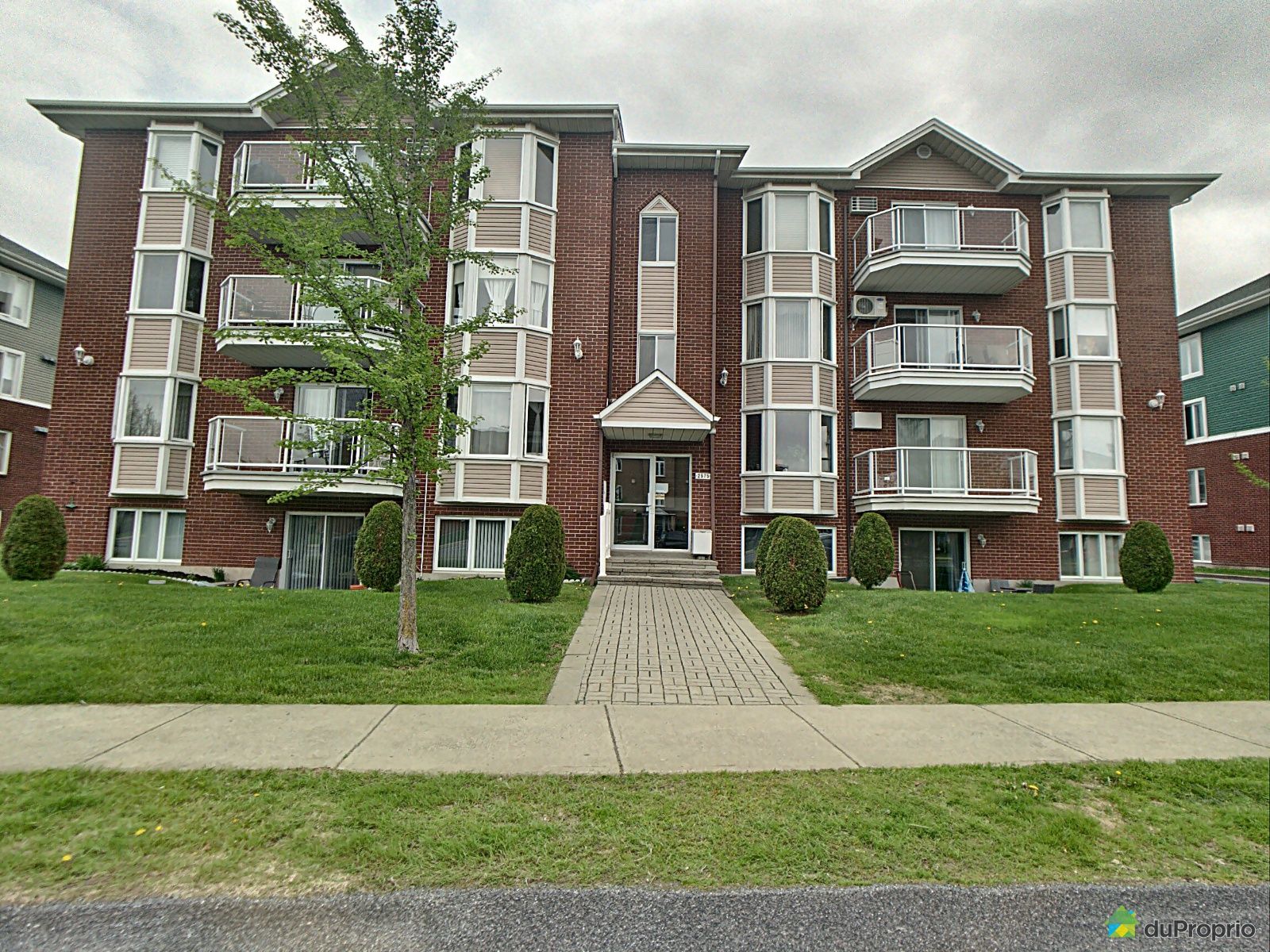 2042575 boulevard JacquesMarcil, Longueuil (StHubert) for sale