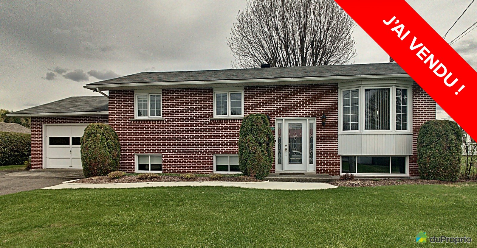 J'ai Vendu & Économisé 9 000 Bungalow Roxton Falls, Nᵒ 856048