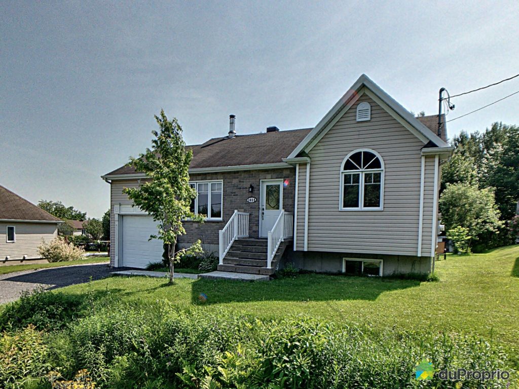 1035 Rue Daphné Val Bélair à Vendre