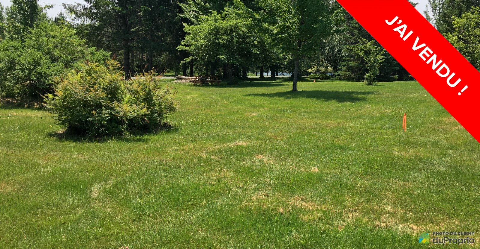 vuearriereterrainresidentielstfrancoisxavierdebrompton1600