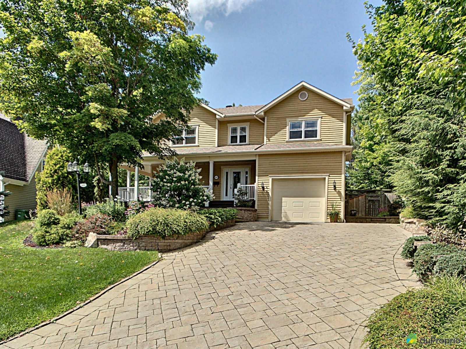 4699 Rue Des Chanterelles Sherbrooke Rock Forest For Sale
