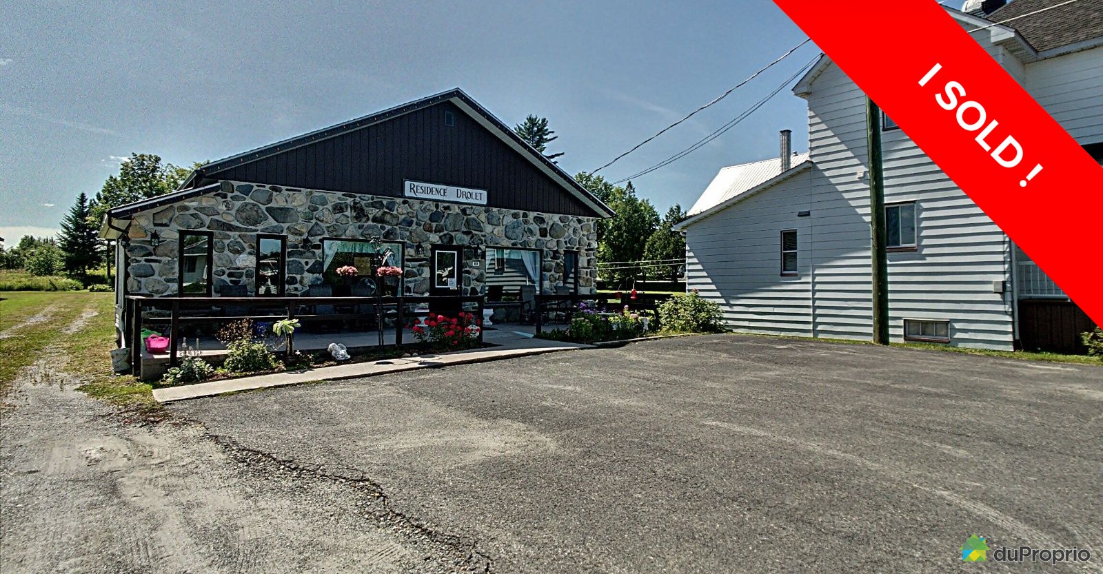 residencepourpersonnesageeslacdrolet160010459935sold.jpg