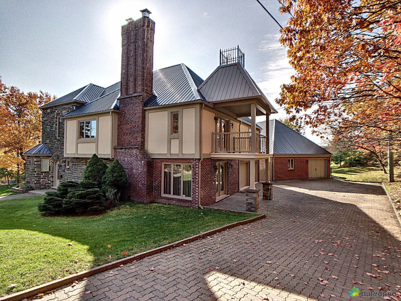 221 Rue De La Mission — photo 3