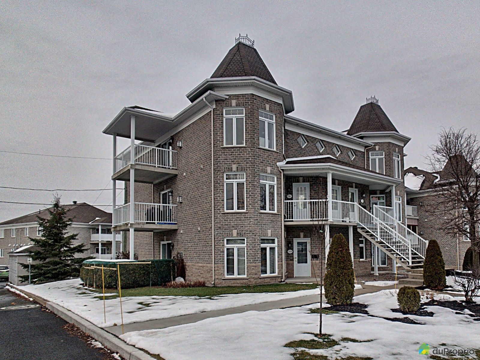 7158 Ave des Belles Amours, Charny for sale DuProprio