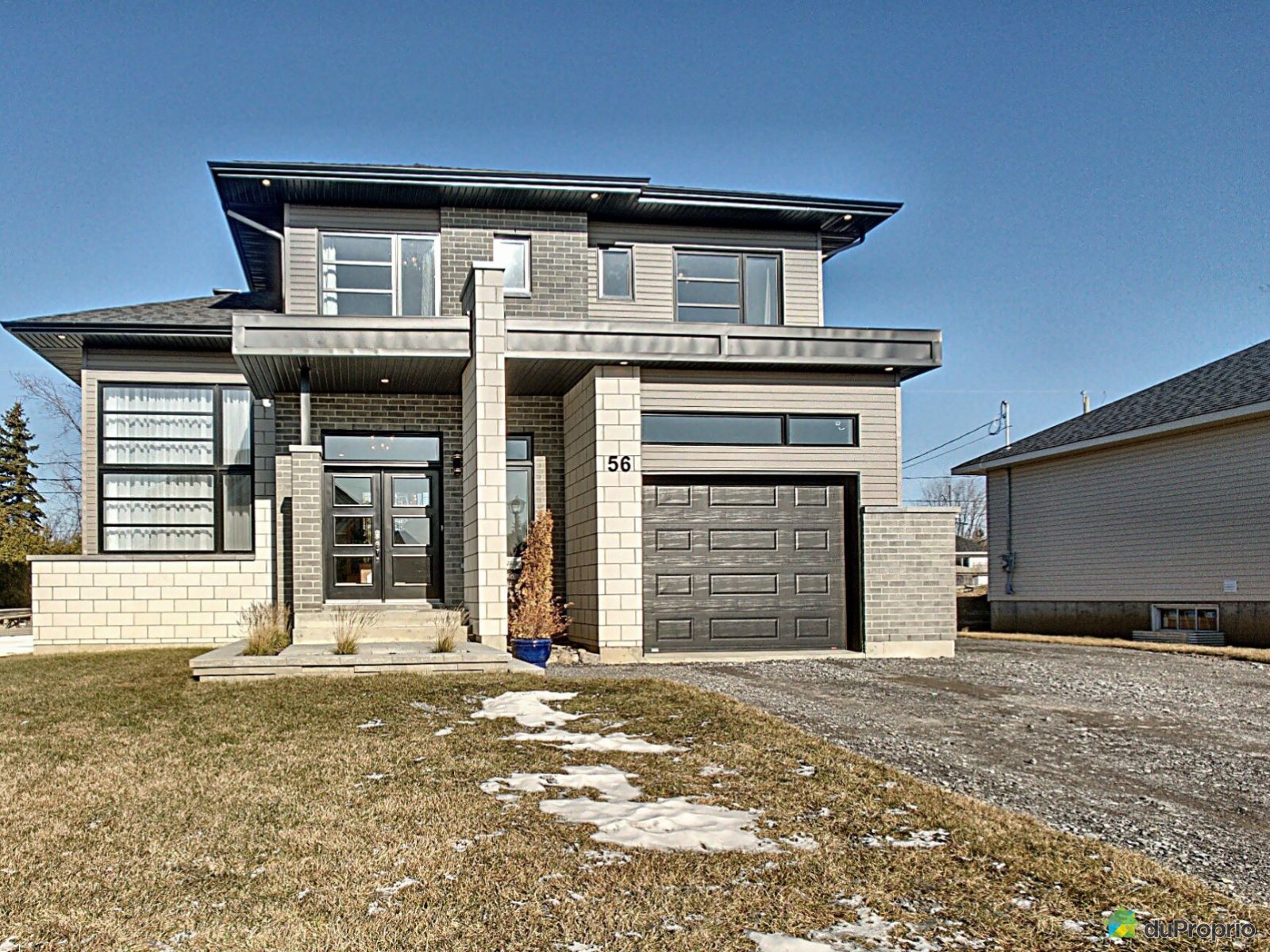 56, rue Pesant, StIsidoreDeLaprairie à vendre DuProprio