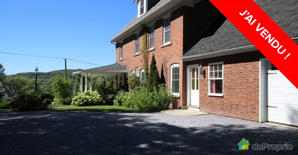 J'ai Vendu Maison 3 étages NorthHatley, Nᵒ 455346 DuProprio