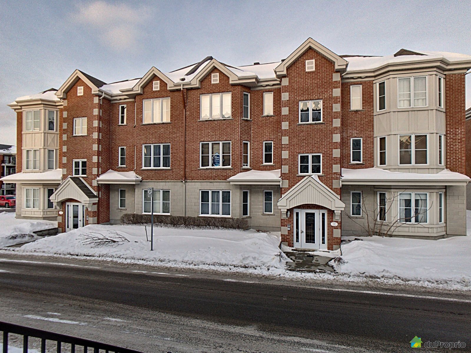 2149, avenue de la Gare, Mascouche à vendre DuProprio