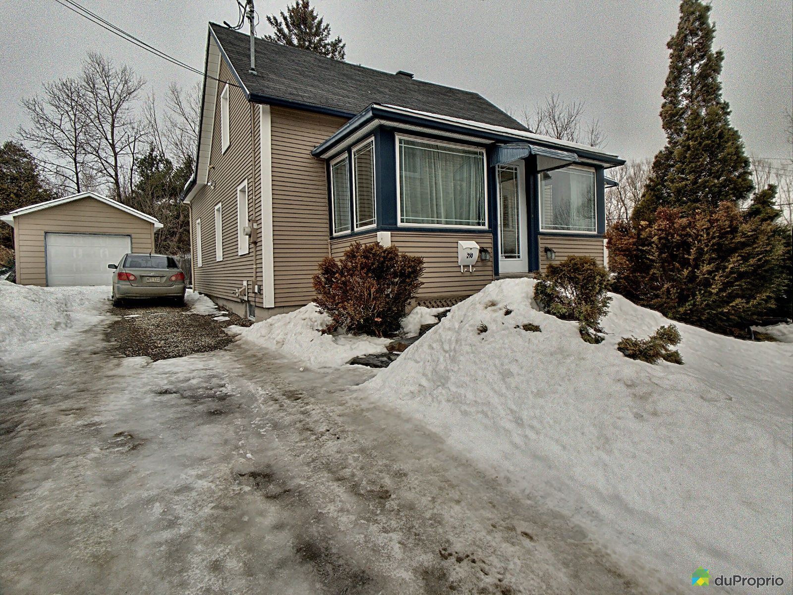 210, rue Queen, Sherbrooke (Lennoxville) à vendre DuProprio