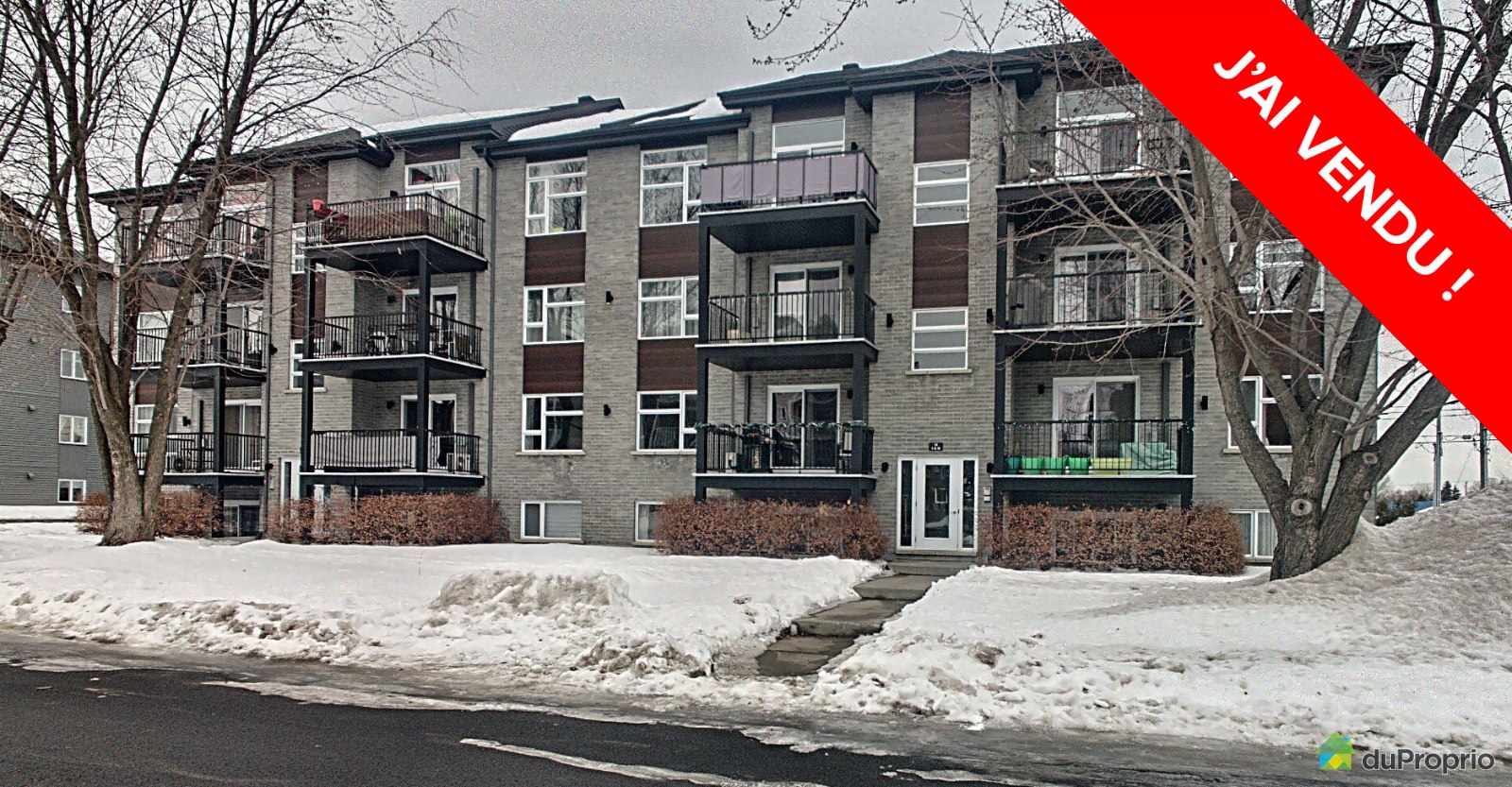 condochateauguay160010879080vendu.jpg