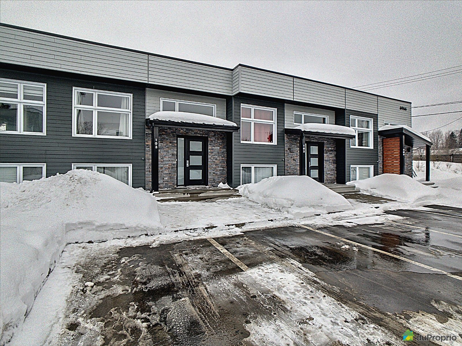 Maison en rangée / de ville à vendre L'AngeGardien 2 chambres 896485