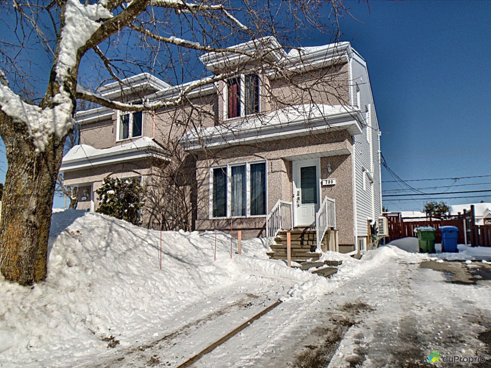 709, boulevard RenéLévesque, StEustache à vendre DuProprio