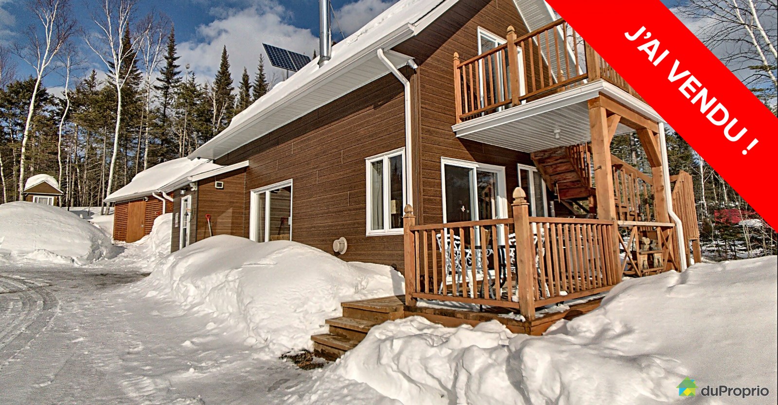 chaletchicoutimilaterriere160010987067vendu.jpg
