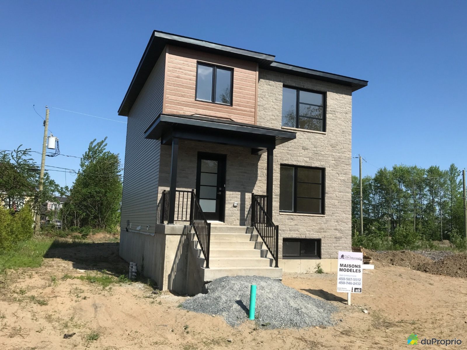 5628, rue Bourgchemin Par ALMO Construction inc, Contrecoeur à