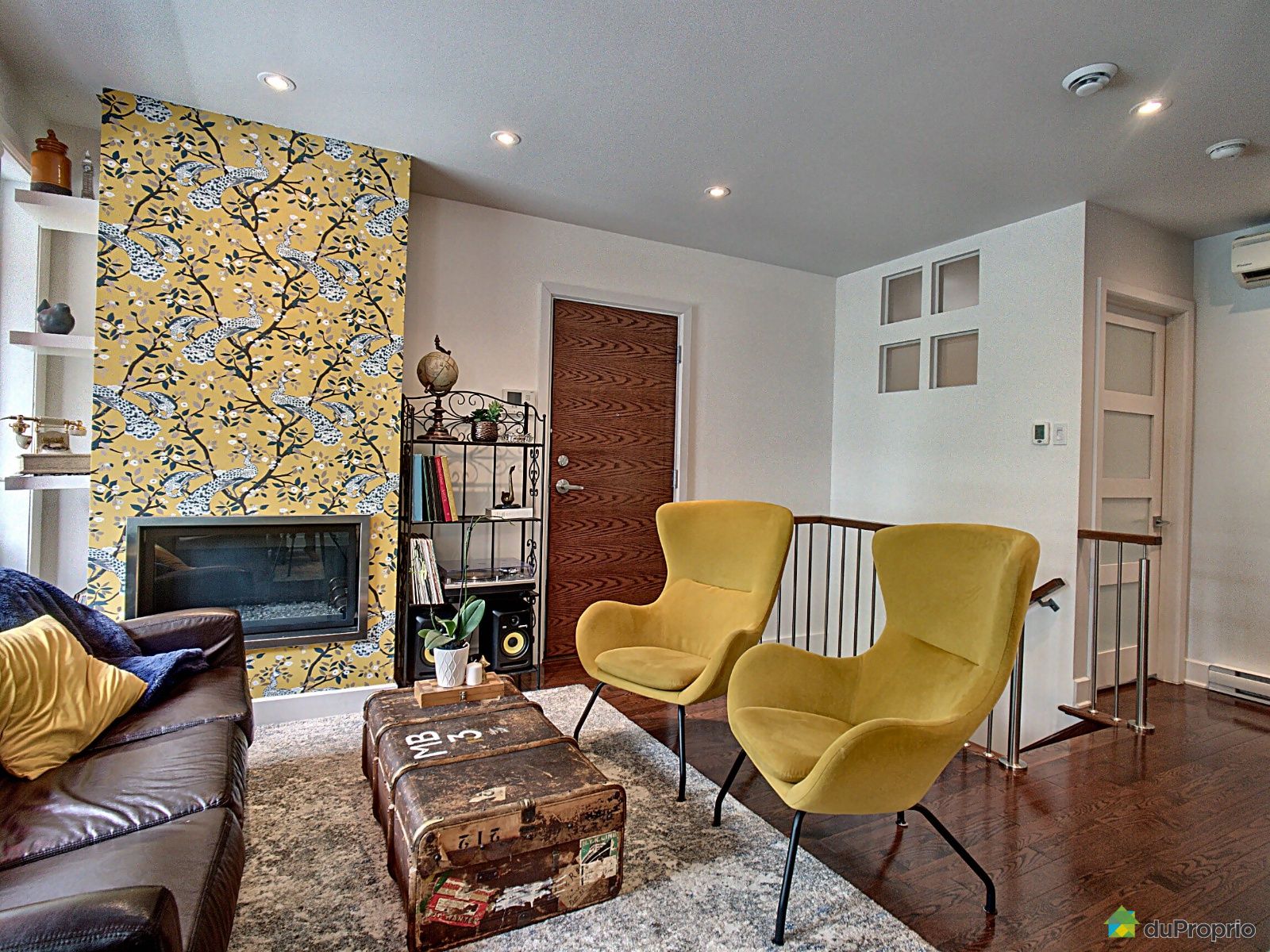 7 2503 Avenue Desjardins — photo 3