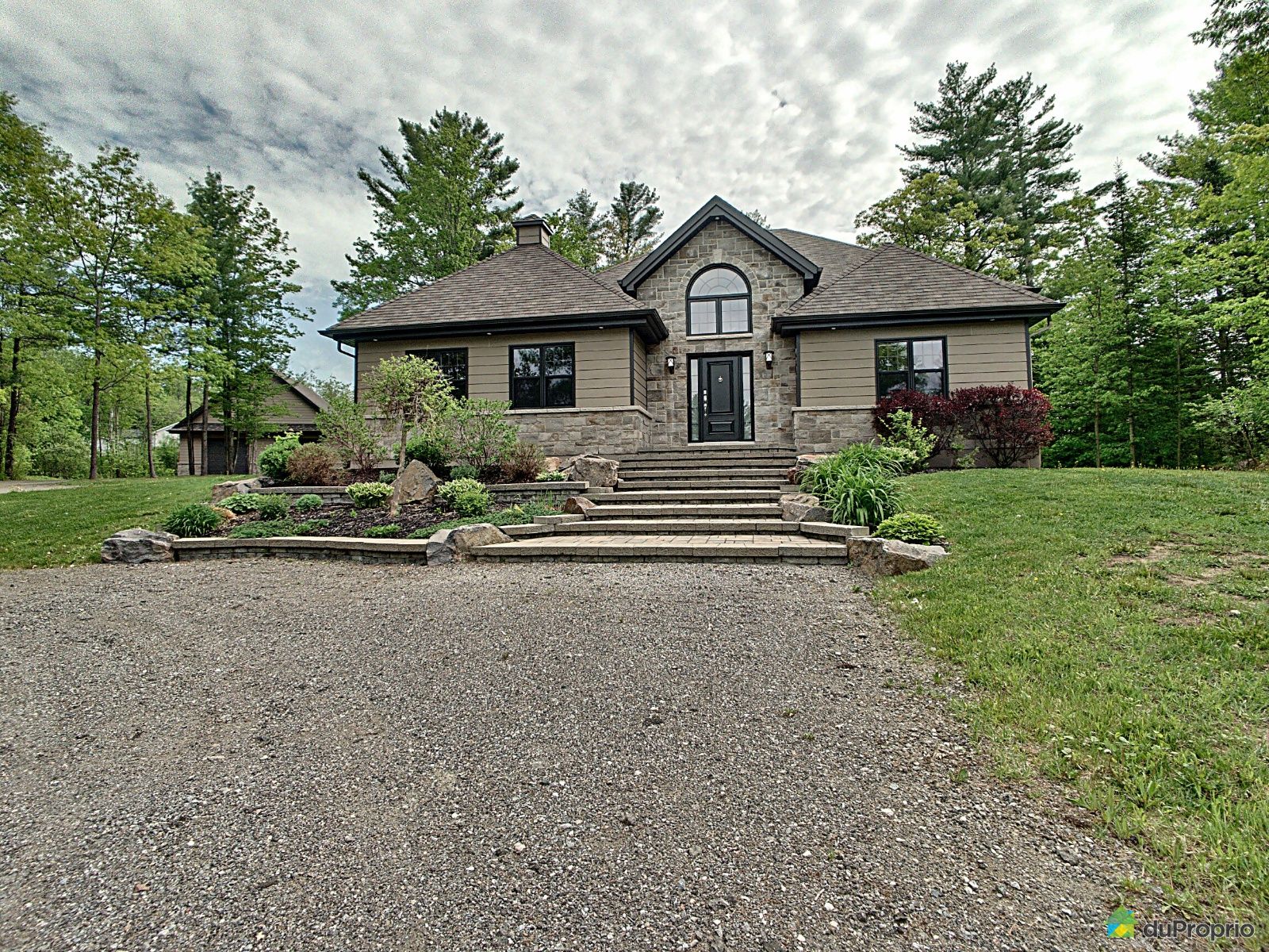 10, chemin Gunville, ValDesMonts (Perkins) à vendre DuProprio