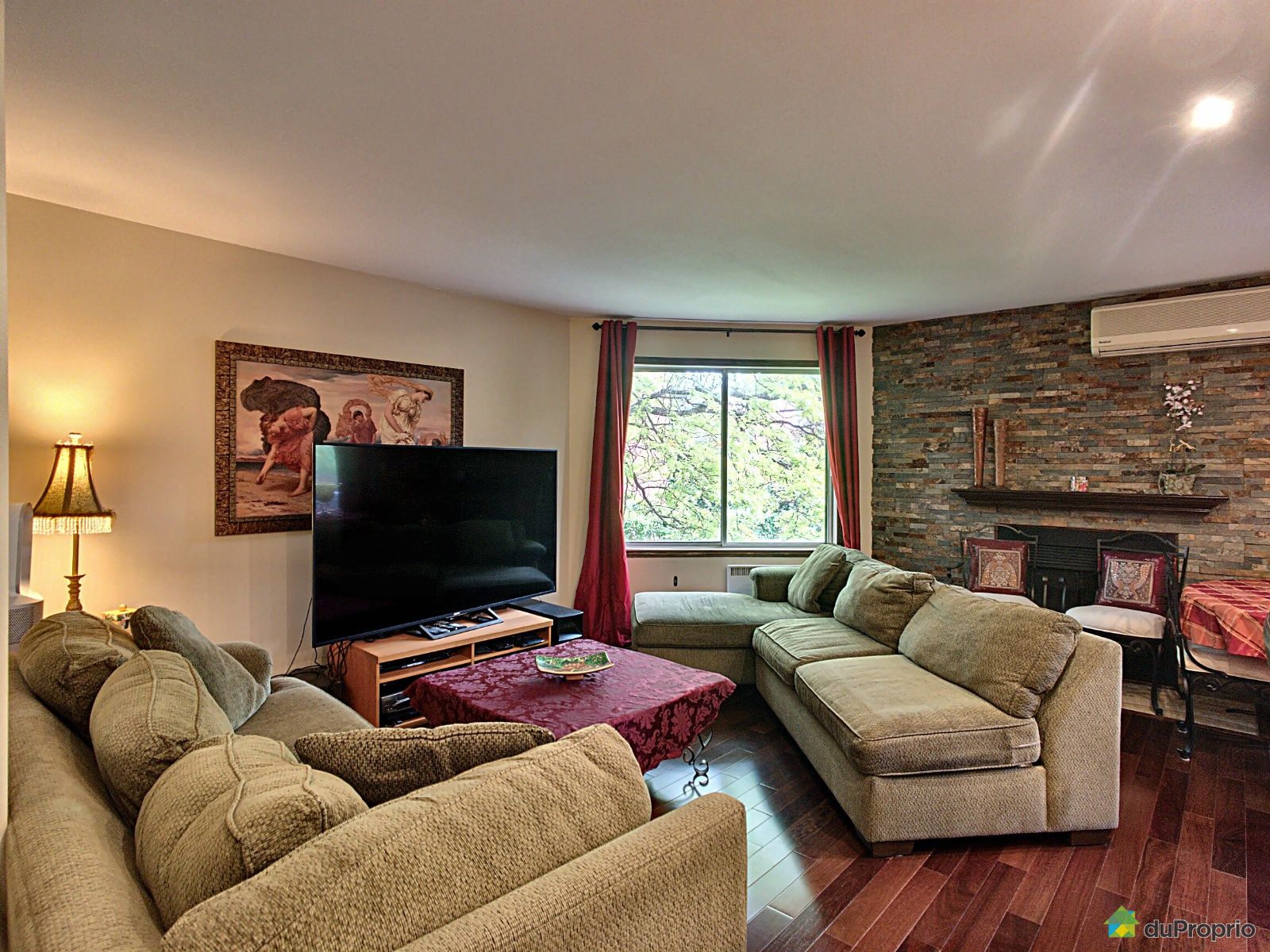 102 4520 Rue Edward Higgins — photo 1