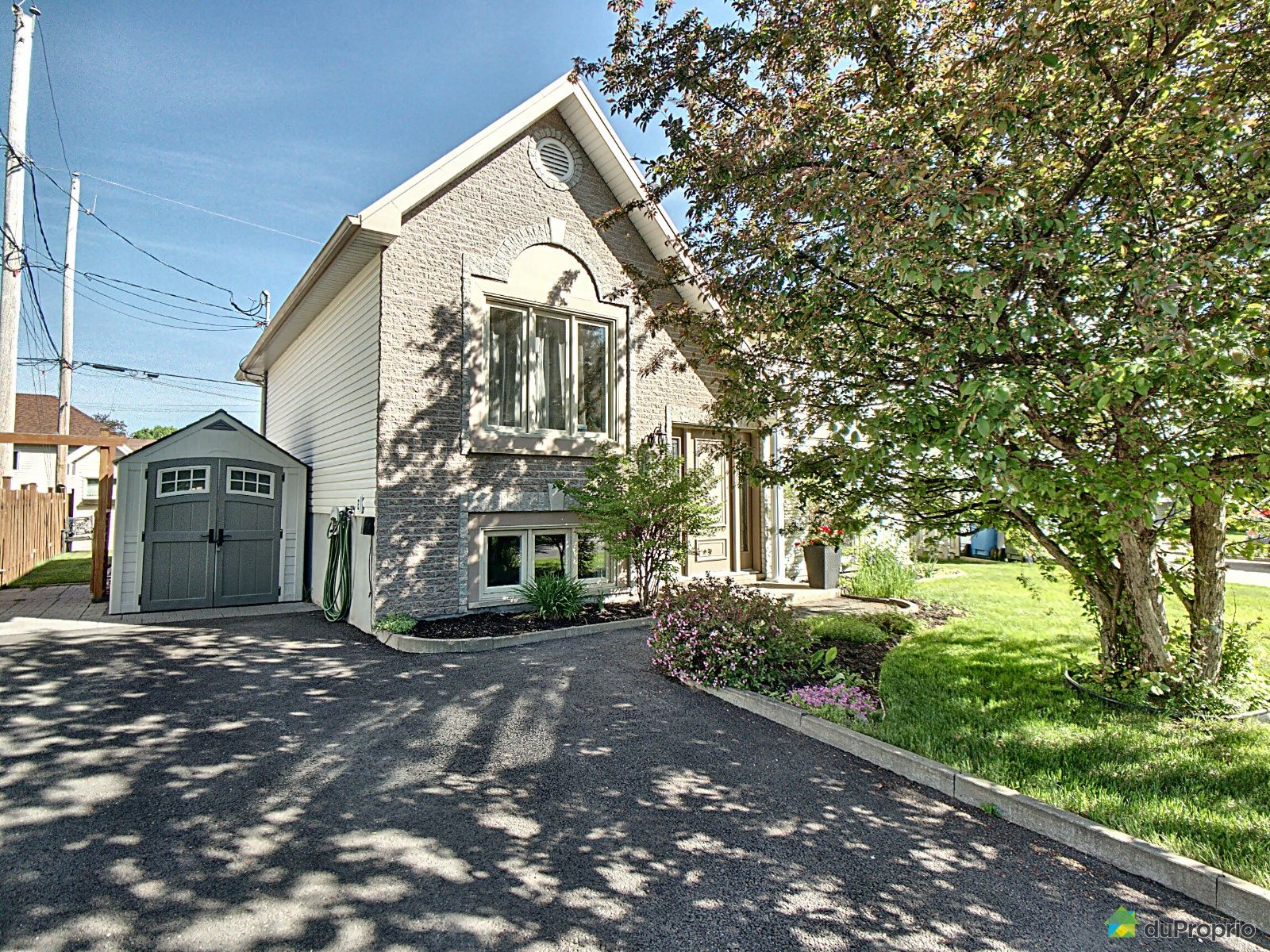 1480 rue des Impératrices, ValBélair for sale DuProprio