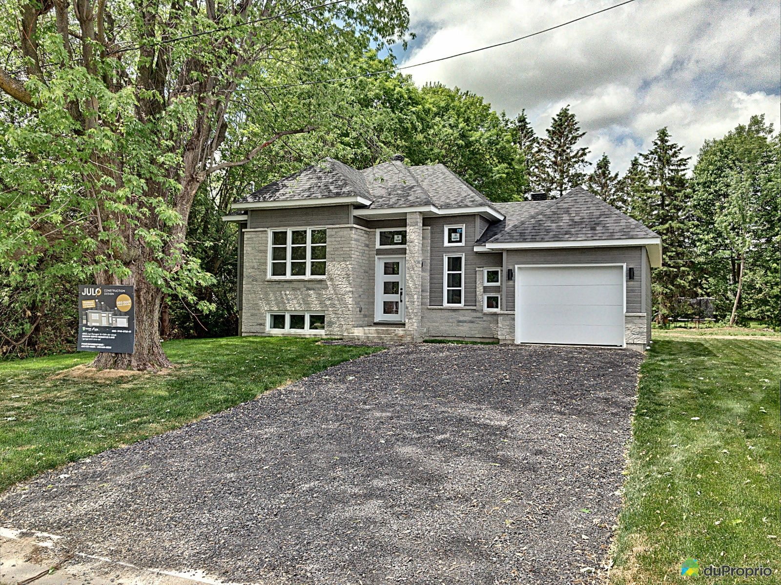 4950, rue Par JULO Construction Design Inc., StFélixDe