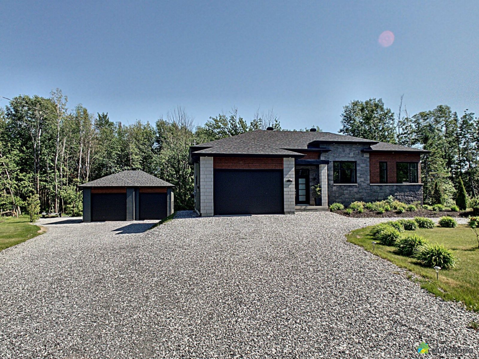 479, rue des Bernaches, StLambertDeLauzon à vendre DuProprio