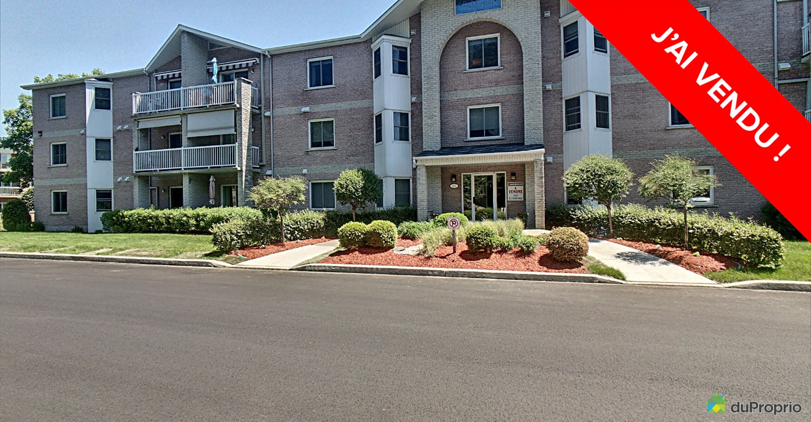 J'ai Vendu & Économisé 12 000 Condo Granby, Nᵒ 912820 DuProprio