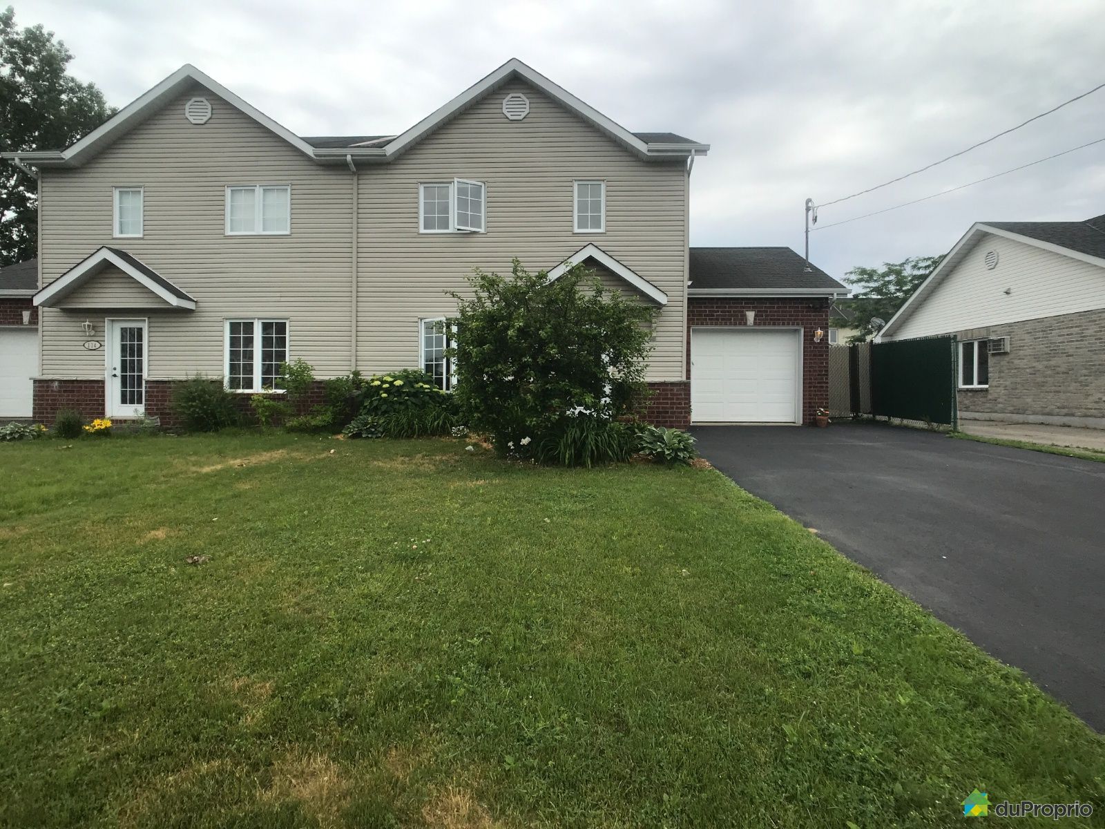 112, rue Robert, Les Côteaux à vendre DuProprio