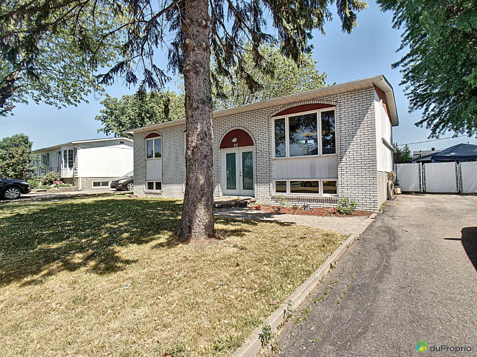 65 rue Perras, StConstant for sale DuProprio