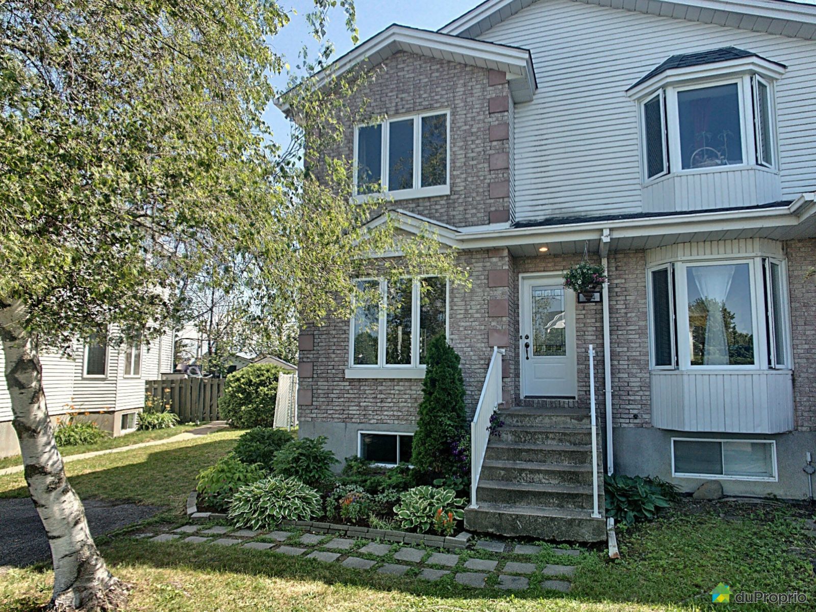 124, rue Villeneuve, StConstant à vendre DuProprio