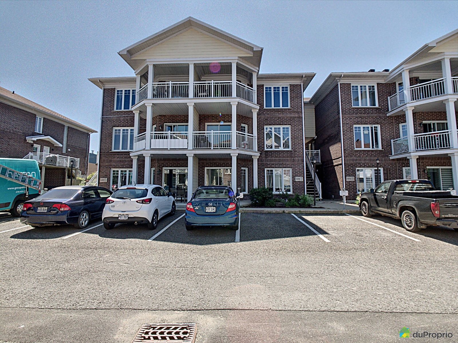 4 8109 Boulevard Guillaume Cou — photo 1