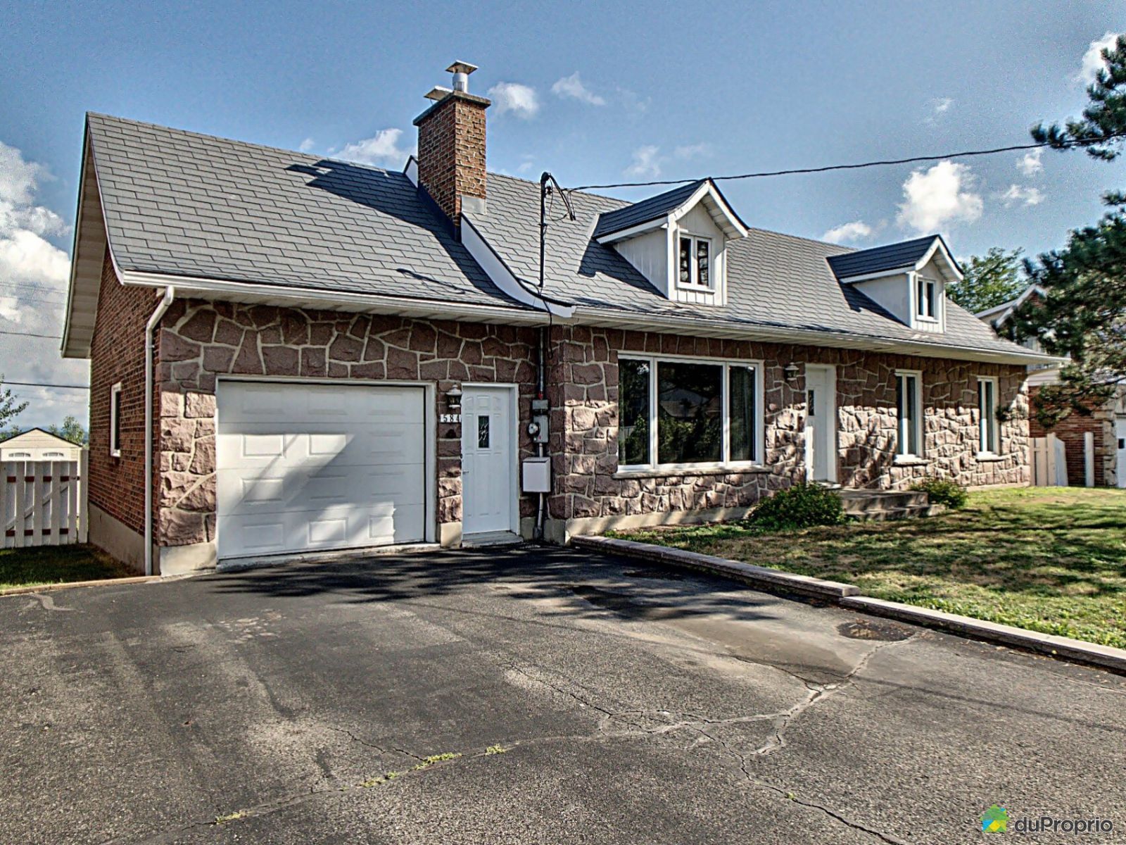 584 chemin VireCrêpes, StNicolas for sale DuProprio