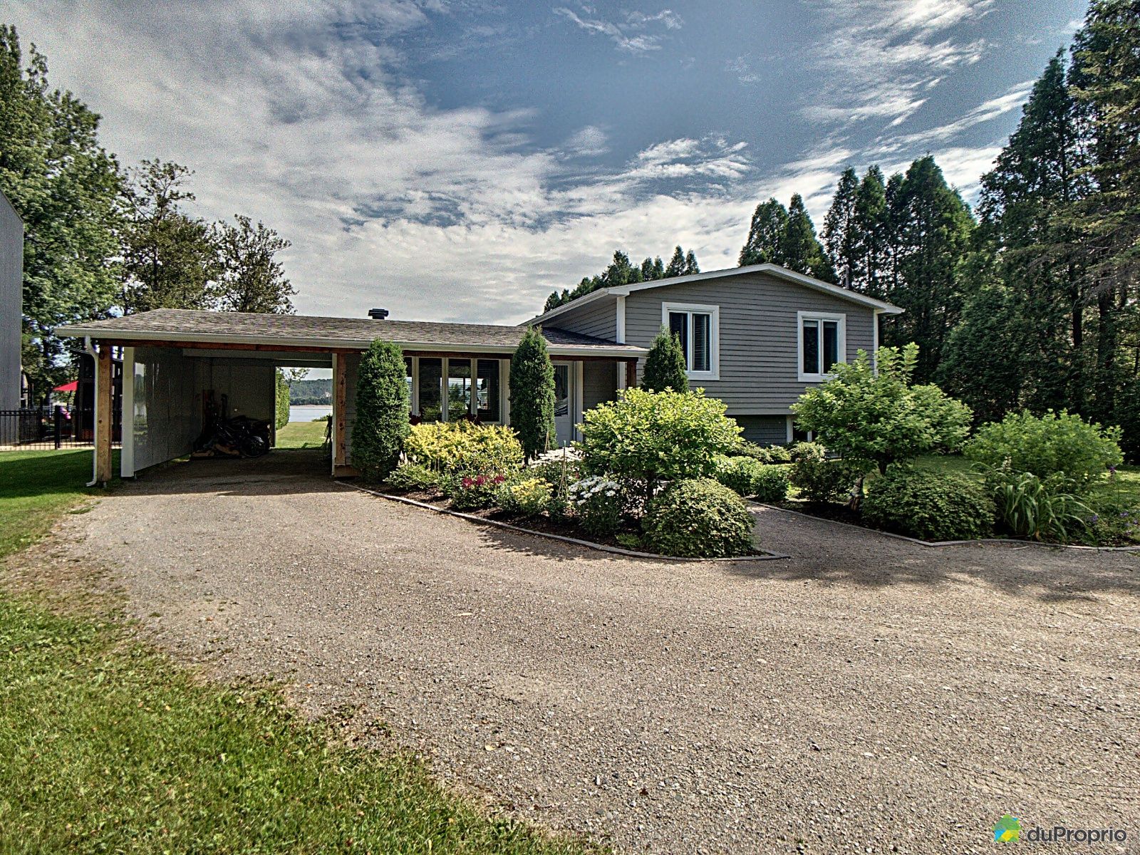 2421, chemin des Villas, Chicoutimi (Chicoutimi) à vendre DuProprio