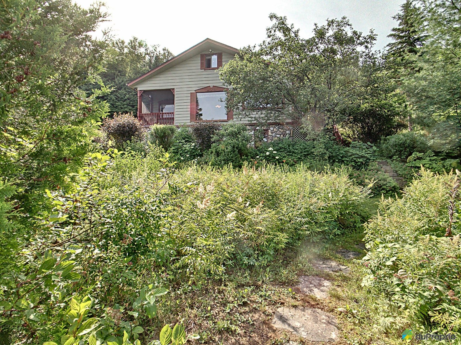 145, chemin du LacCaribou Est, StFaustinLacCarré à vendre DuProprio