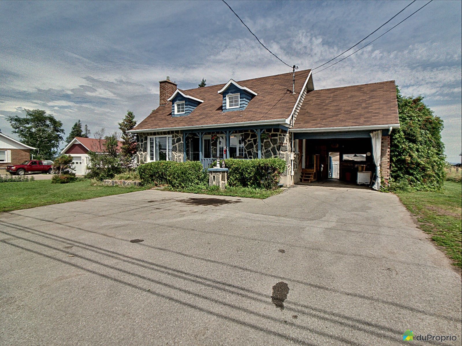 1979 Rue Principale — photo 1