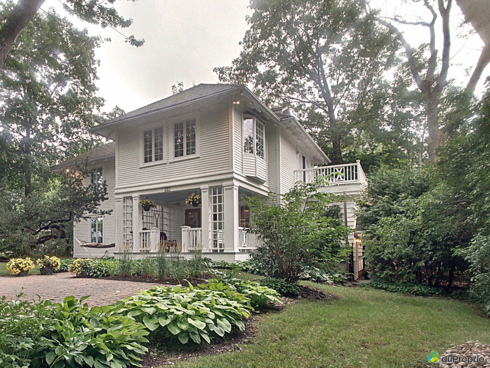 337, boulevard SainteRose, SteRose à vendre DuProprio