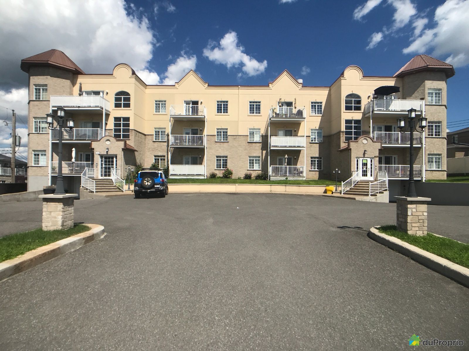 20212475, avenue PrimatParé, Rivière des Prairies à vendre DuProprio
