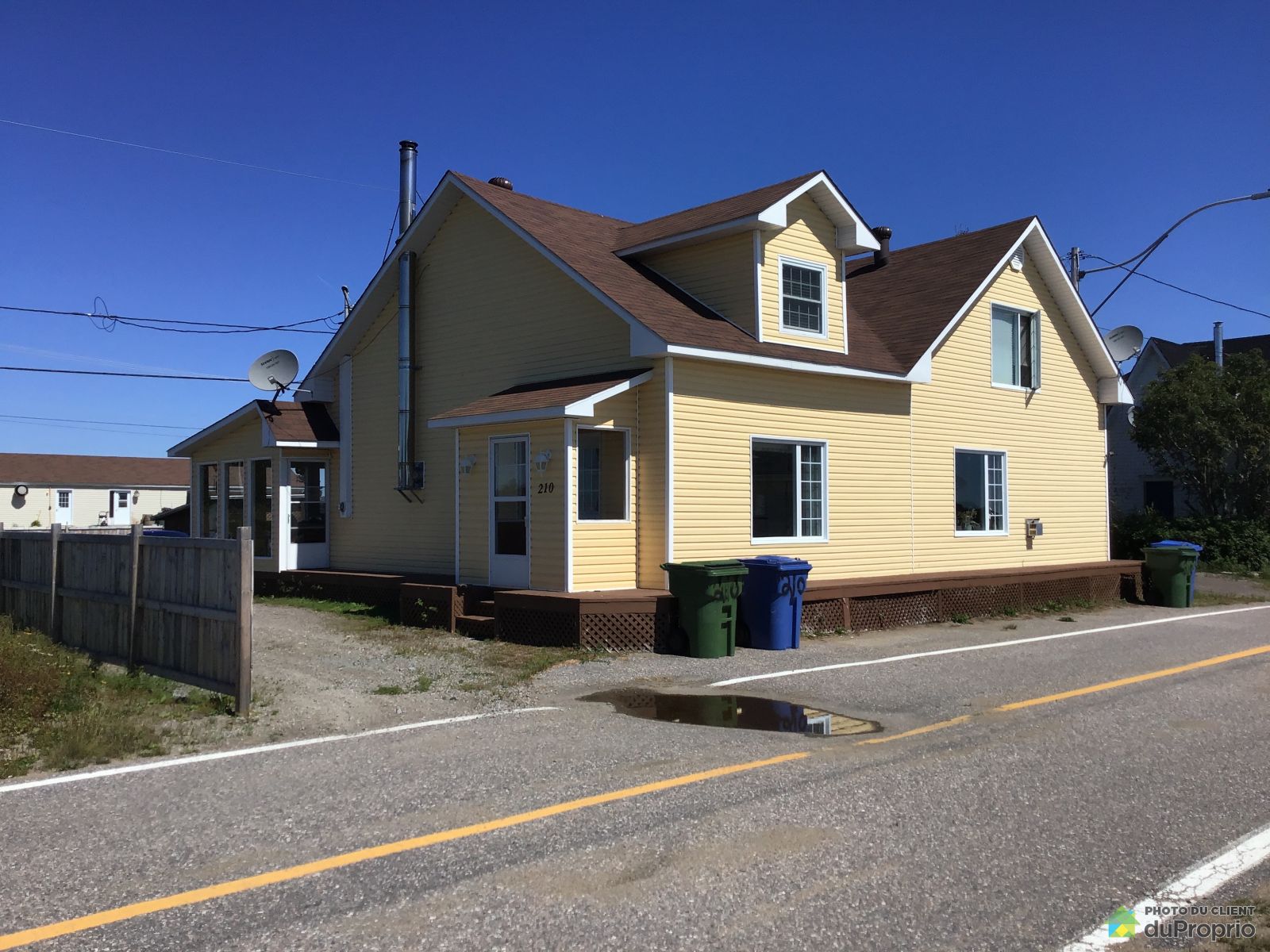 Duplex à vendre LonguePointeDeMingan 4 chambres 2 salles de bain 919896