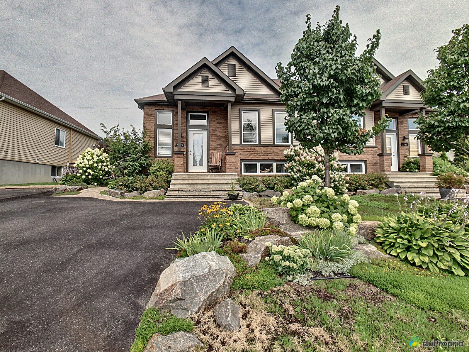 1795, RUE WILFRIDPELLETIER, StJérôme (StAntoine) à vendre DuProprio