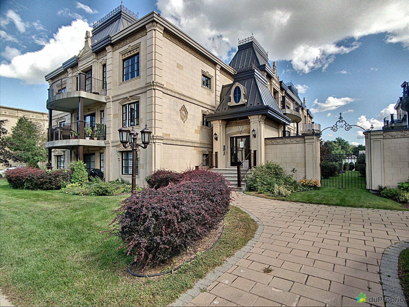 30120, rue des Manoirs, Charlemagne à vendre DuProprio