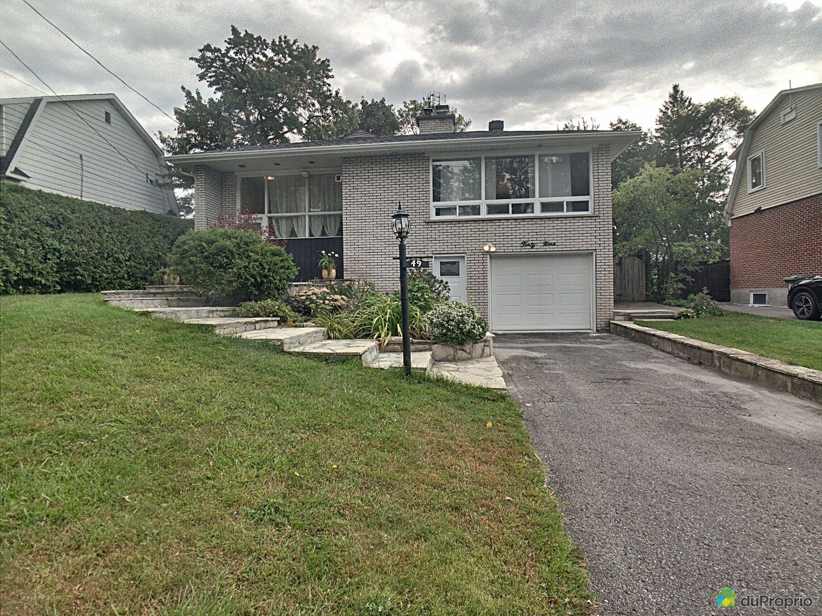 49, avenue Hillside, PointeClaire à vendre DuProprio