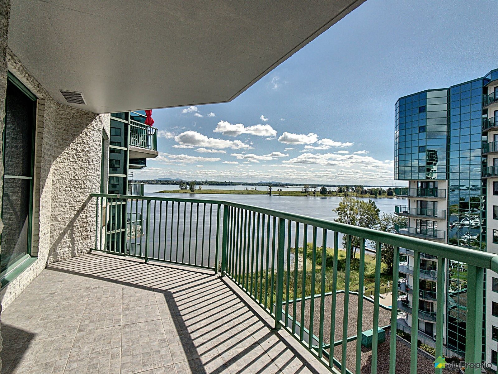 condo-repentigny-repentigny-1600-11562505.jpg