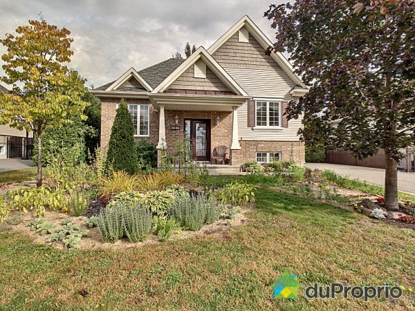 2202 rue Labrèche, St-Jérôme (Lafontaine) for sale