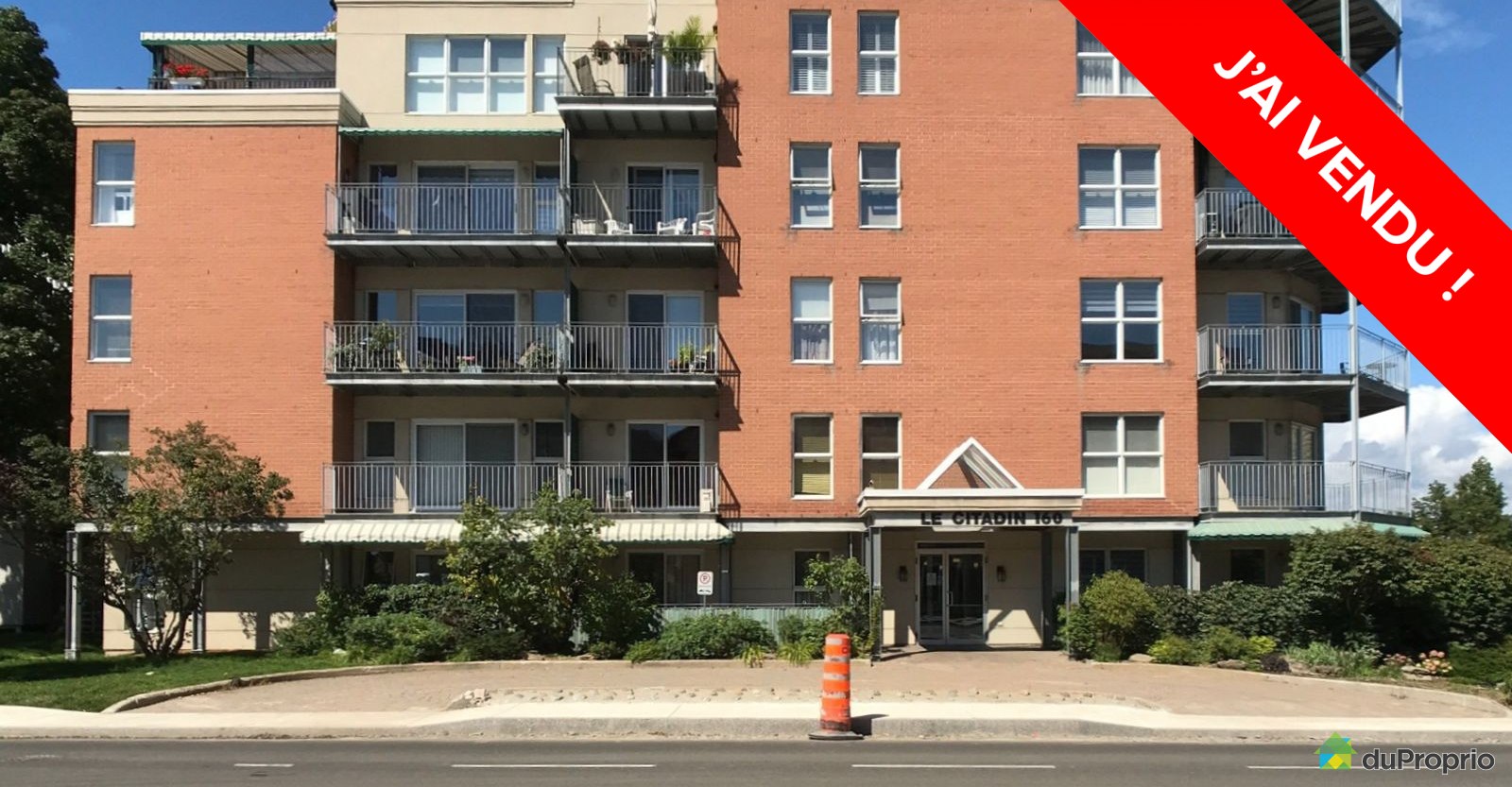 condovieuxquebec160011648999vendu.jpg