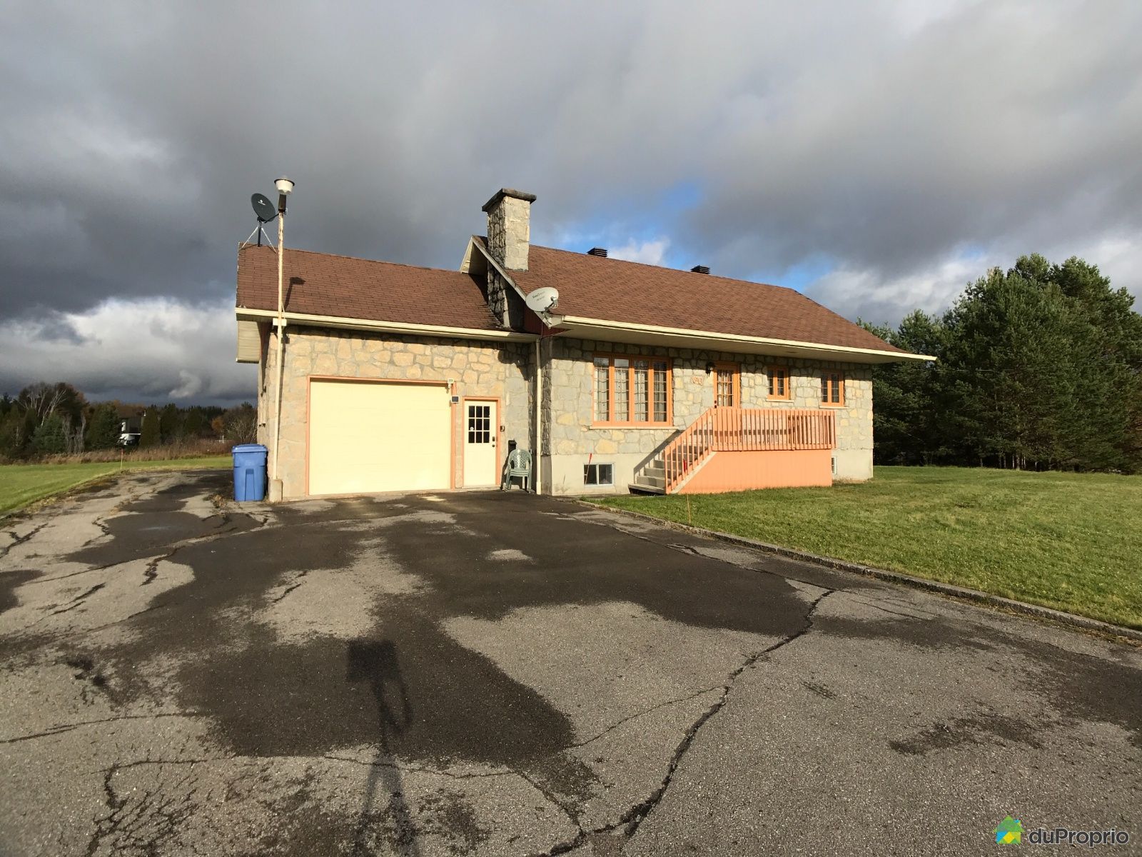 Bungalow à vendre StFulgence 3 chambres 1 salle de bain 930935