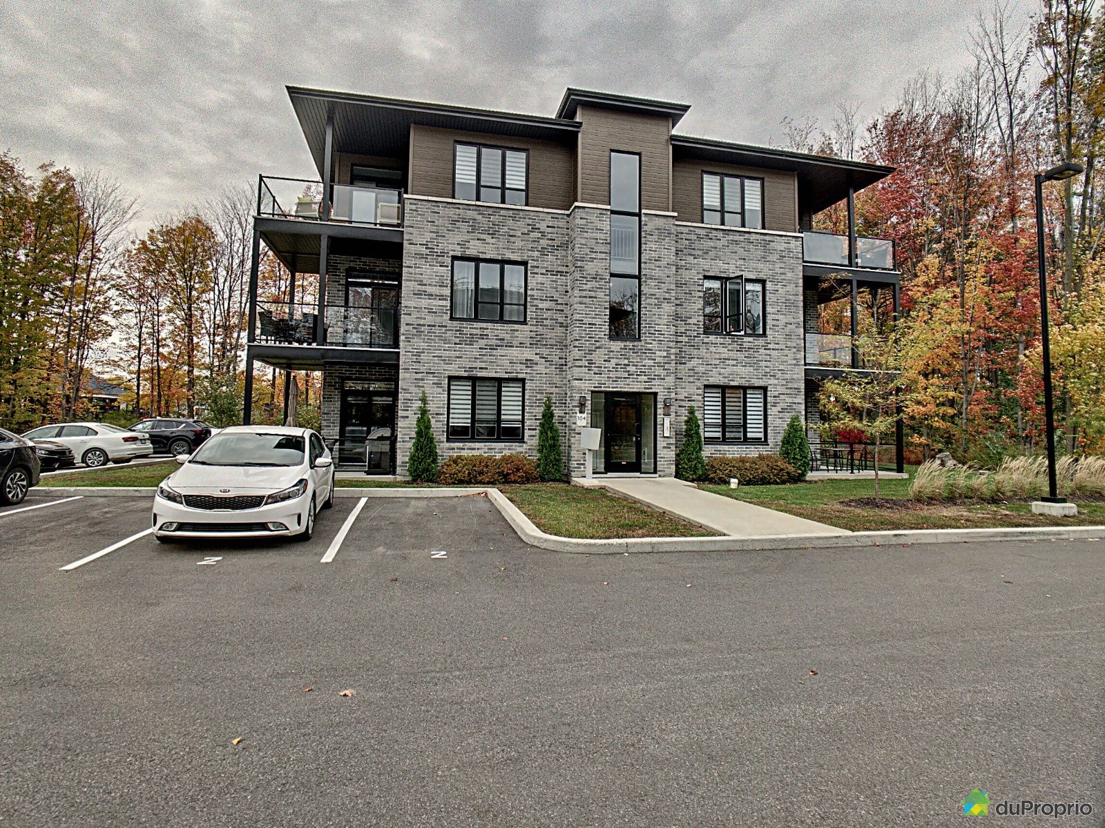 3104 rue BrunoDion, Blainville for sale DuProprio