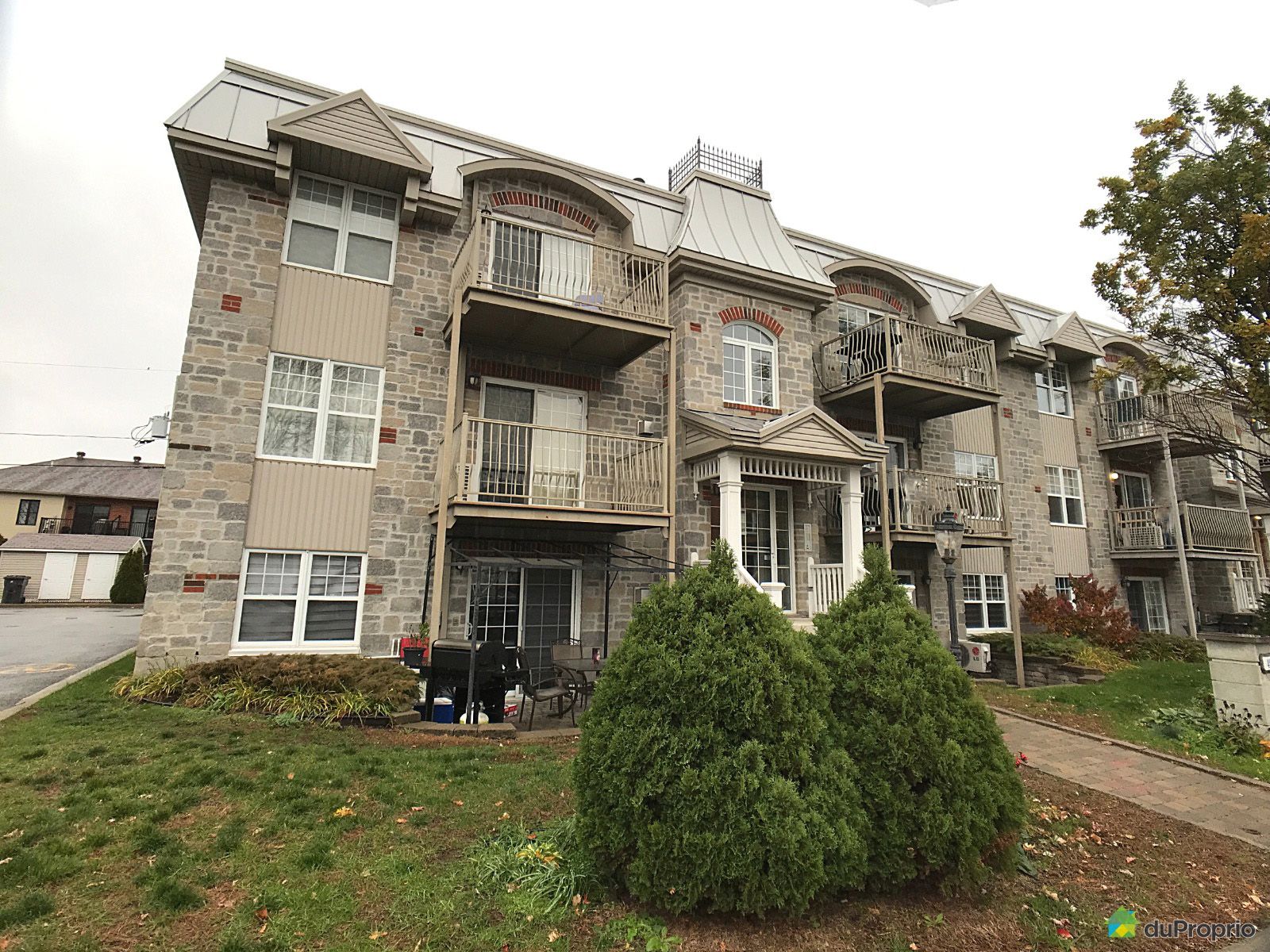 10149 rue Quintal, Charlemagne for sale DuProprio