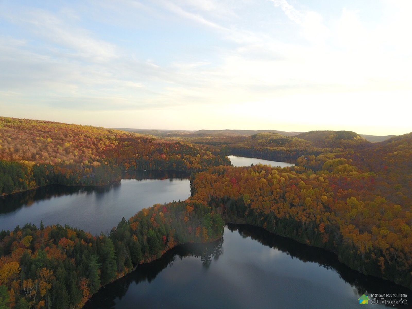 Bord de lac et boisé de second rang, StAlexisDesMonts for sale