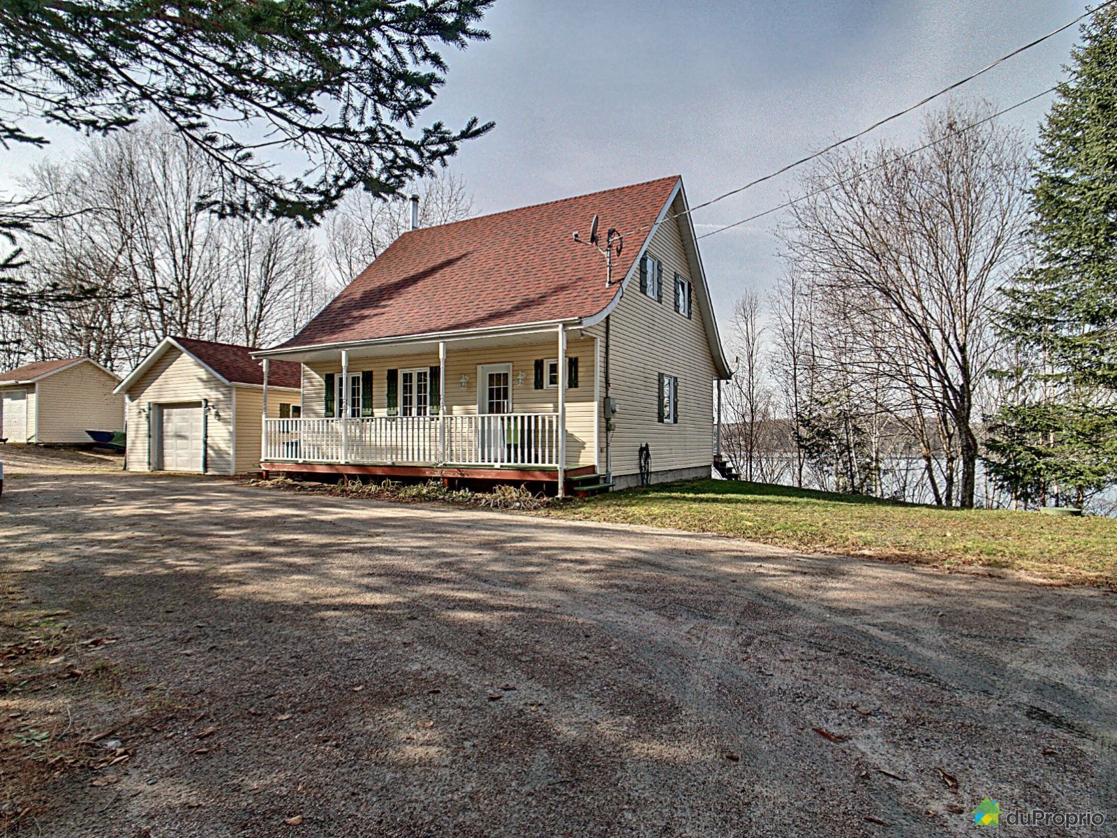 2247, chemin du TourduLacTibériade, RivièreRouge à vendre DuProprio