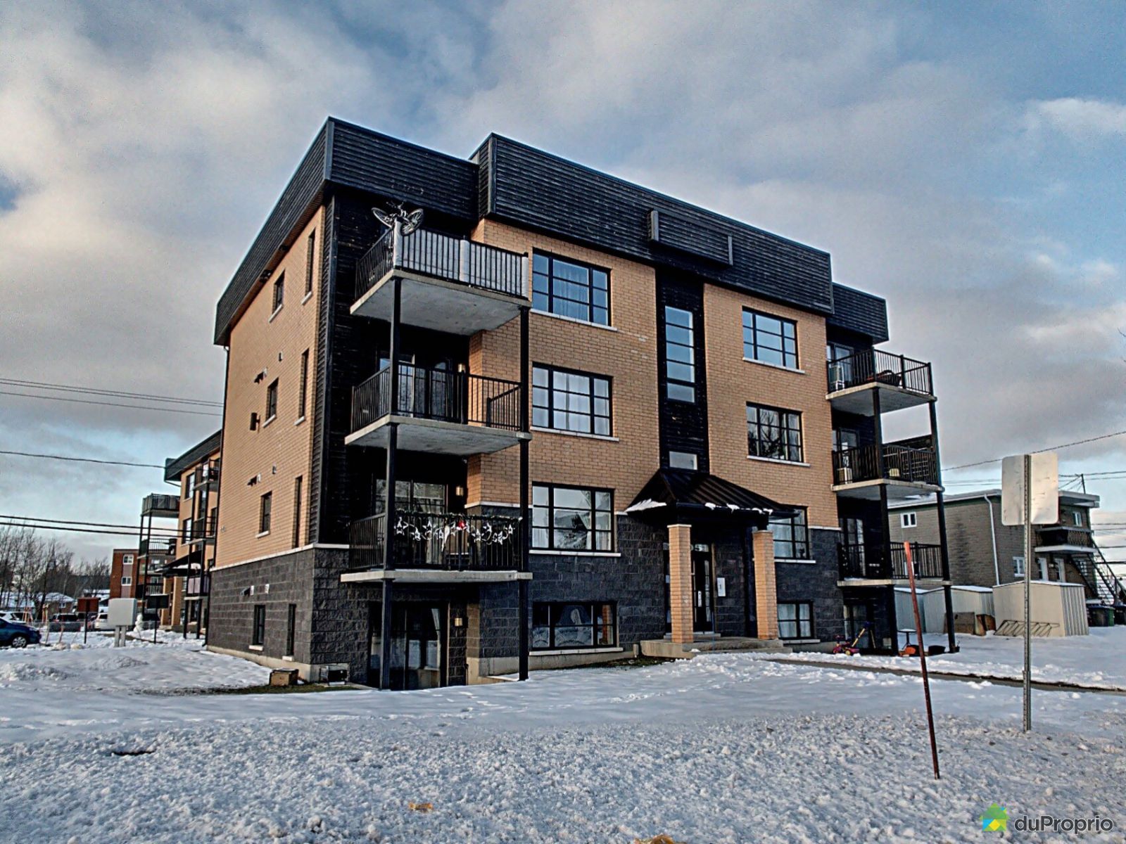 21005 rue des Champs, StJeanChrysostome for sale DuProprio