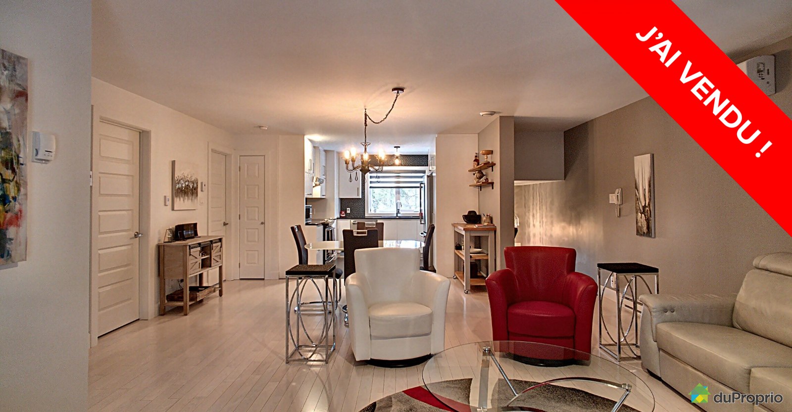 saloncondostcharlesborromee160011829537vendu.jpg