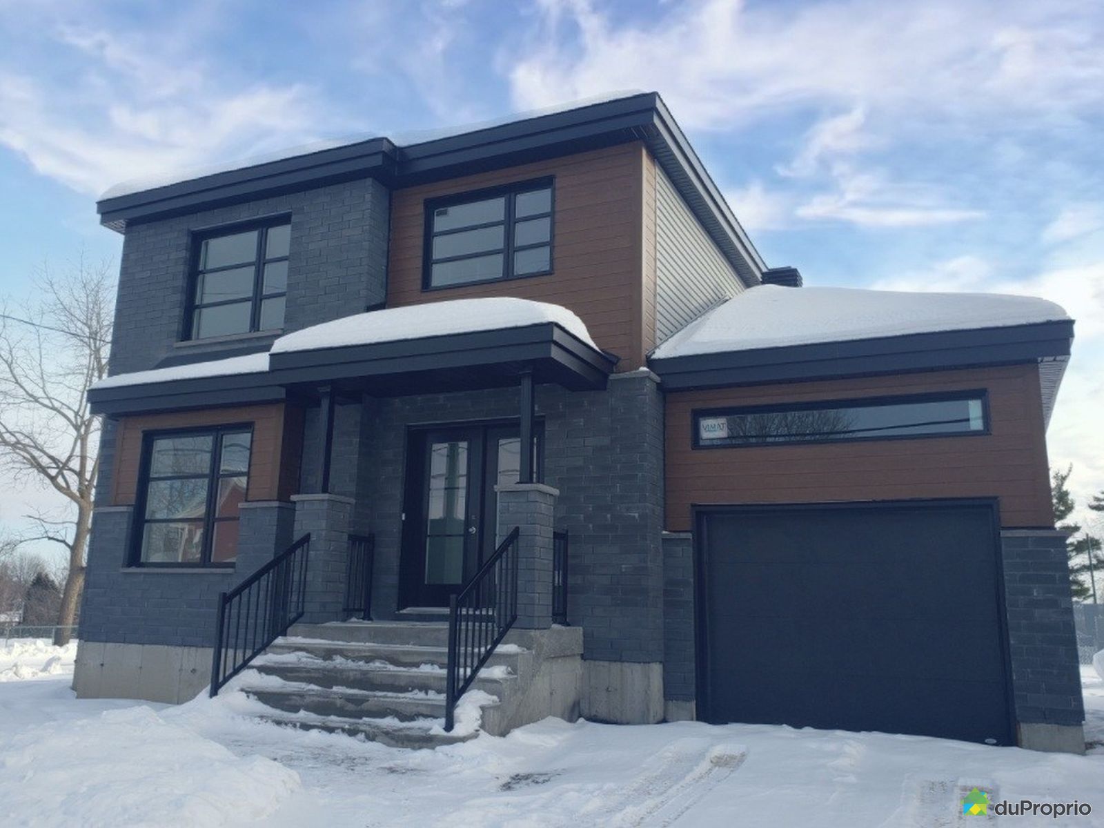 169 chemin de la HauteRivière Par les Constructions RMR Leblanc