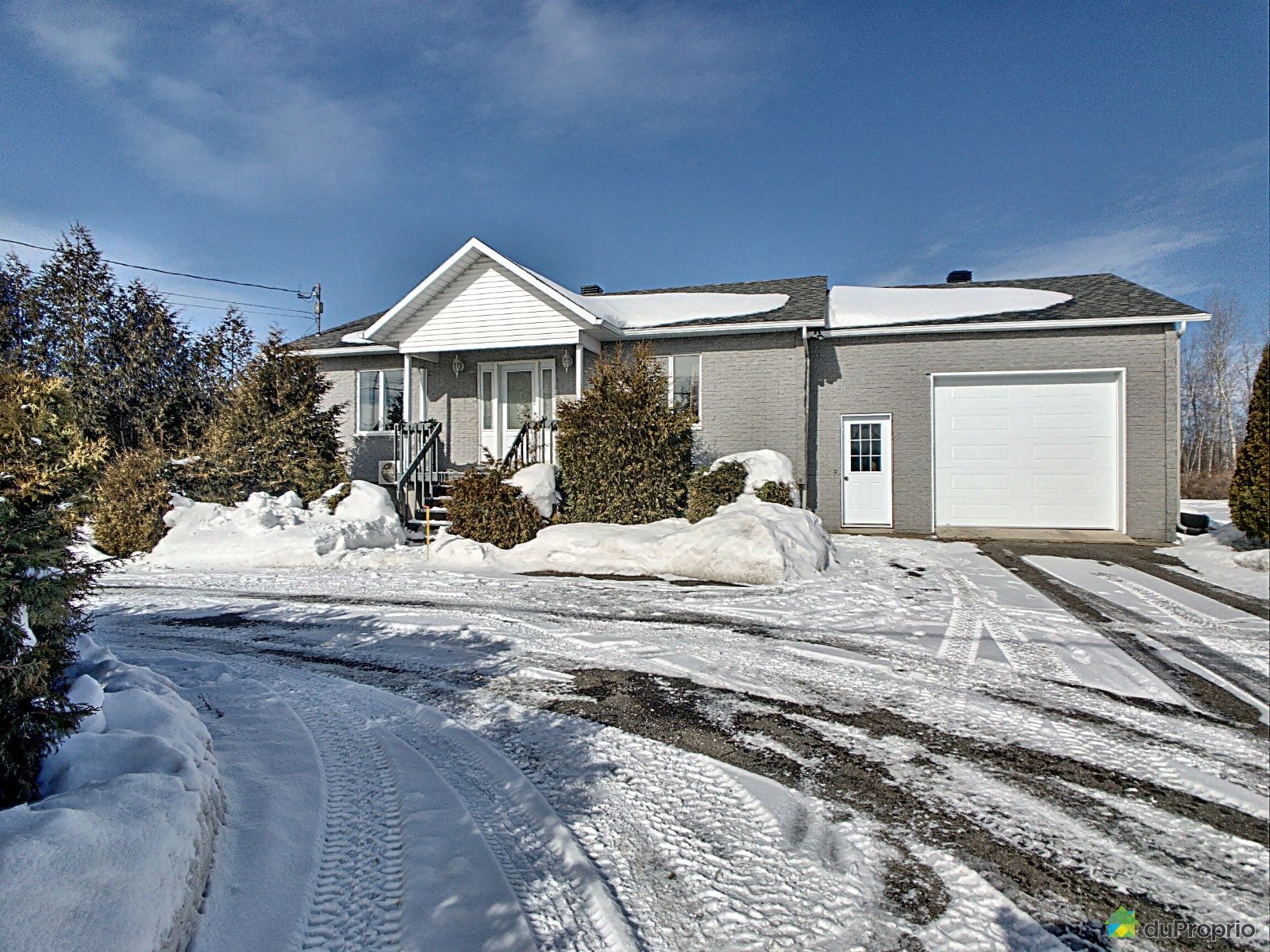 6403, Route 122, StCyrilleDeWendover à vendre DuProprio